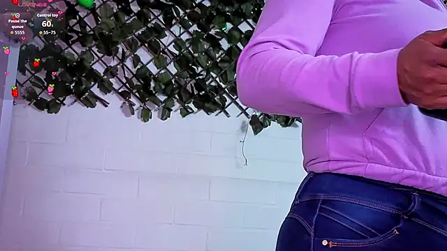 Živý XXX chat louise_nails