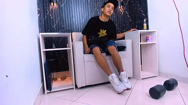 Lian_Jacob Adlı Modelin Canlı XXX Sohbeti
