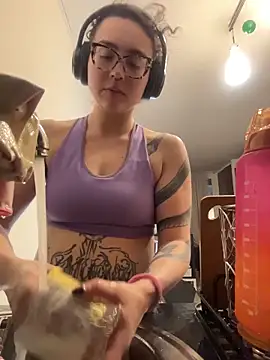 ladyturtle Webcam show