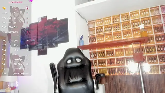 _Shirley_'s Live XXX Chat