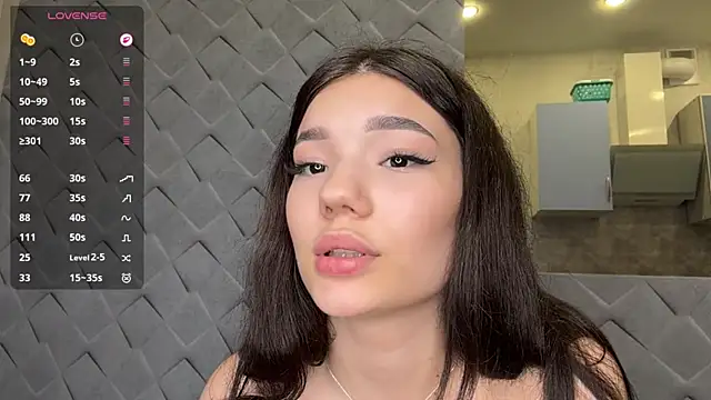 Barbie_Aria élő XXX-chatje