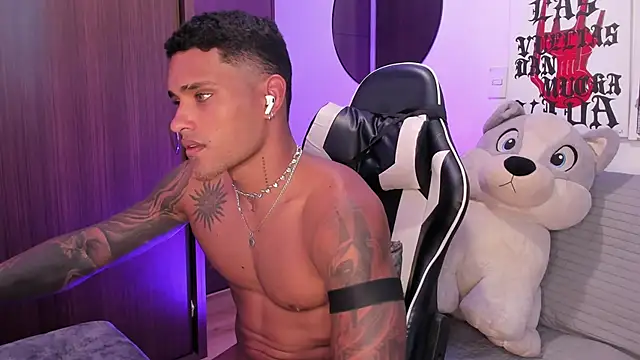 Alessandro_Vanni Live XXX-chat