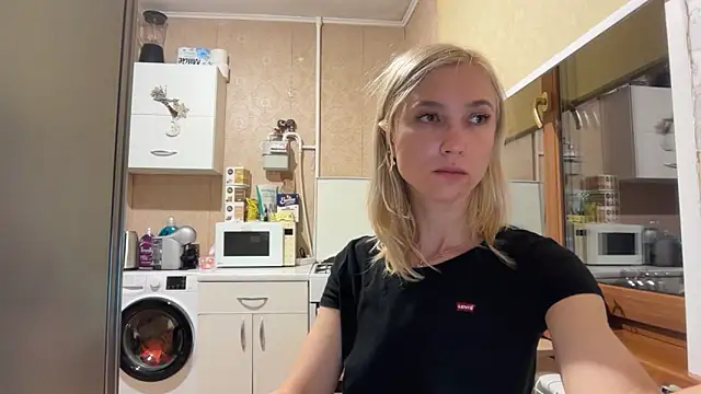 Онлайн чат XXX AngelJeni
