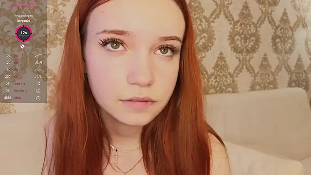 foxy_bloomm élő XXX-chatje