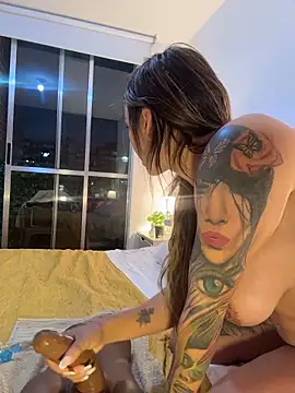 Nina_velvet01 élő XXX-chatje