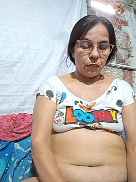 Sweet-Hot-Sucking élő XXX-chatje