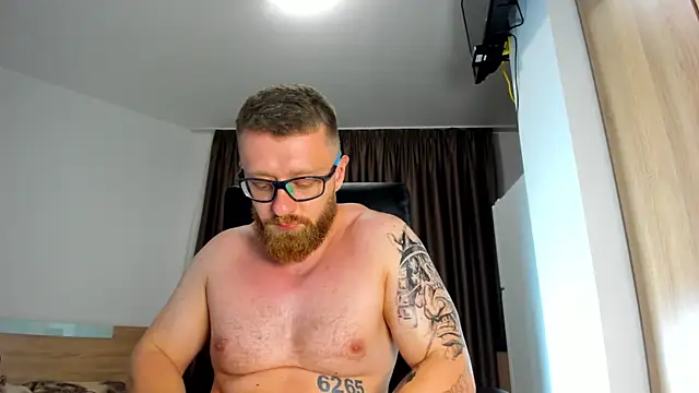 Findom_guy – Naživo XXX chat