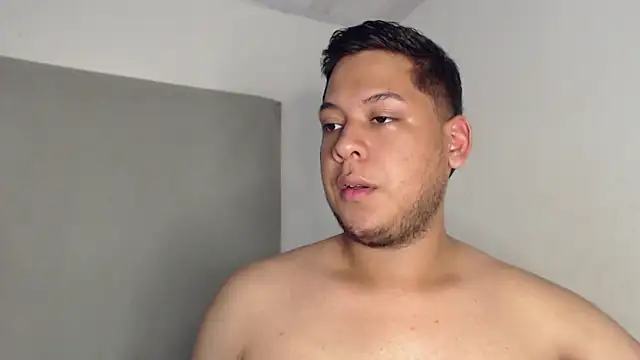 Chat +18 de nicolas_cr1 ao vivo