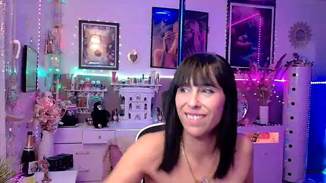misscectito13 Adlı Modelin Canlı XXX Sohbeti