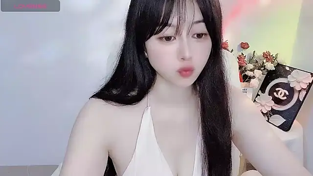 Lydia_170 élő XXX-chatje