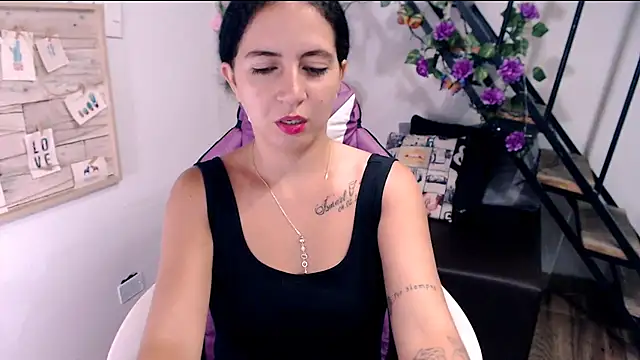 samantha_baby_ élő XXX-chatje