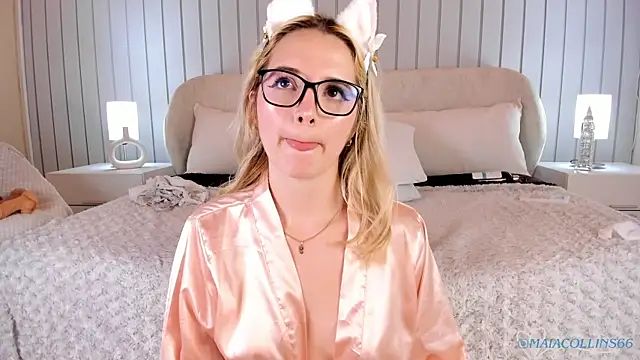 Maia_Collins élő XXX-chatje