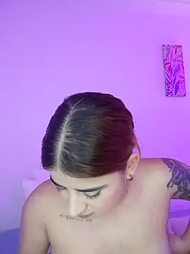 martina_connor1 élő XXX-chatje