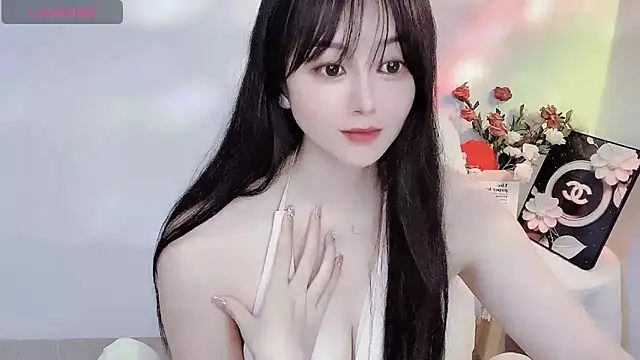 Lydia_170 élő XXX-chatje