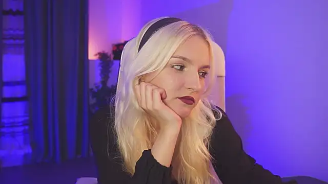 ViolaMore élő XXX-chatje