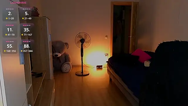 MilanaOmg élő XXX-chatje
