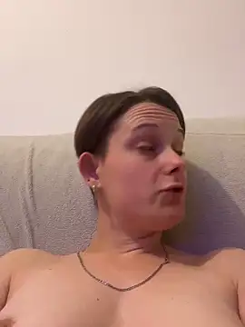 Quenn667 élő XXX-chatje