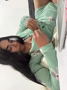 InesD_Arcy élő XXX-chatje