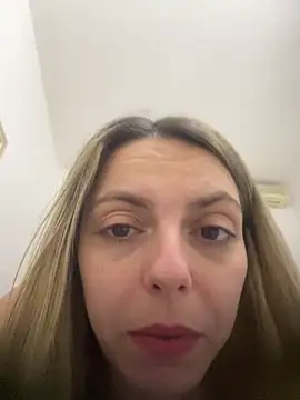diavola_bionda – Live XXX-chat