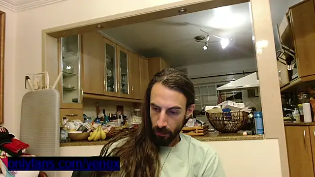 aircum99's Live XXX Chat