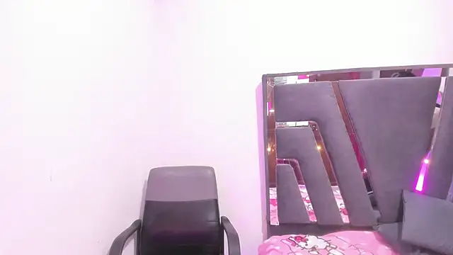 Natasha028_'s Live XXX Chat