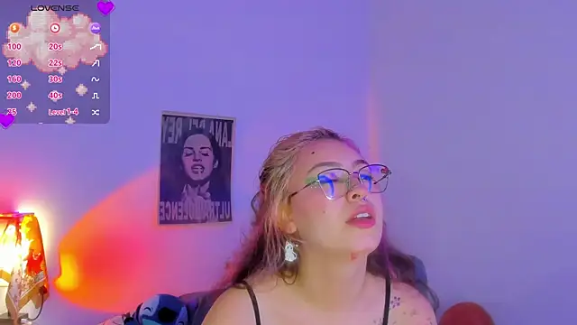 MarieTaylor_ élő XXX-chatje