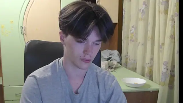 XXX chat uživo modela arthur___king