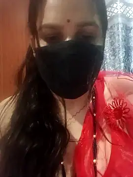 01Mona Adlı Modelin Canlı XXX Sohbeti