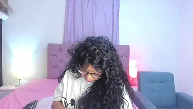 Онлайн чат XXX Latinabombsheell