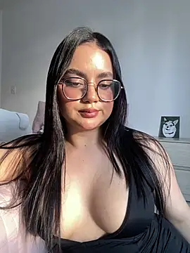 Chatroom XXX en direct de montmariana