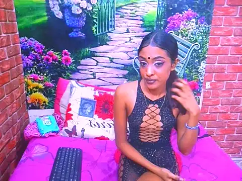 IndianPretty14u2Luv 现场XXX聊天