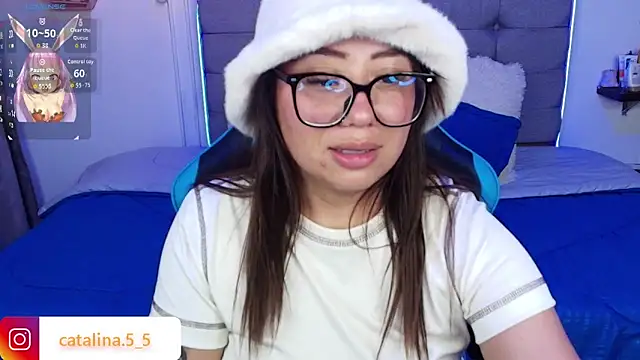 Kata_Bigboobs: απευθείας συνομιλία ΧΧΧ