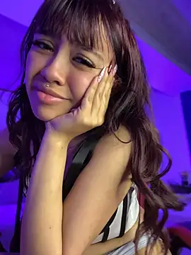 Chat XXX ao vivo de kira_ec