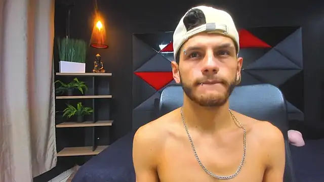 CHRIS_GREY Live XXX-chat