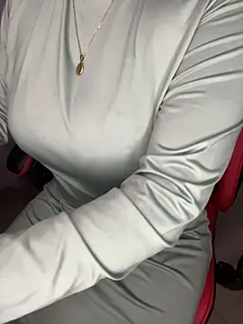 rhizanthella_'s Live XXX Chat