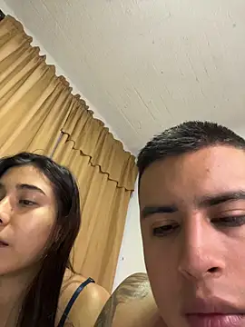 Živý XXX chat miaftmax