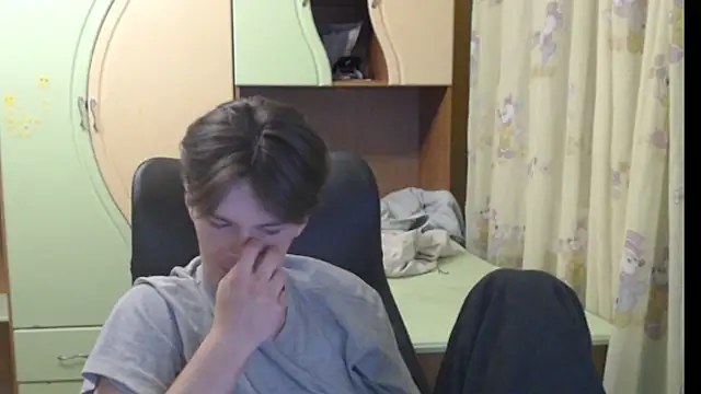 XXX chat uživo modela arthur___king