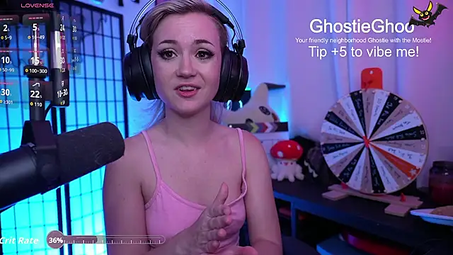 GhostieGhoo's Live XXX Chat