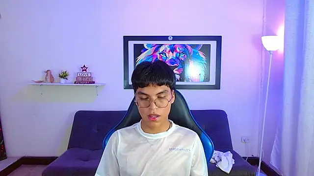 Chat XXX en directo de Maecum18