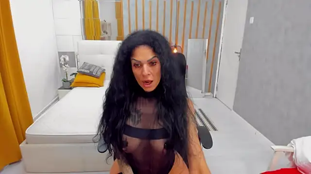 MarbellaRyder live XXX chat
