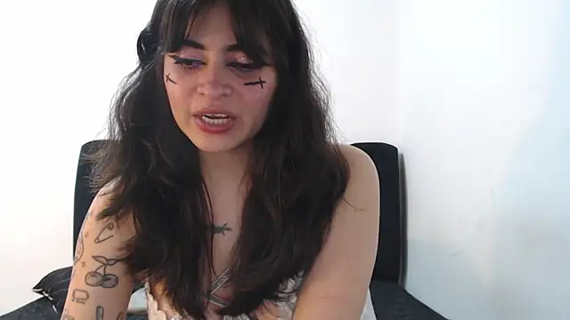 Annagoth_ Chat XXX in diretta