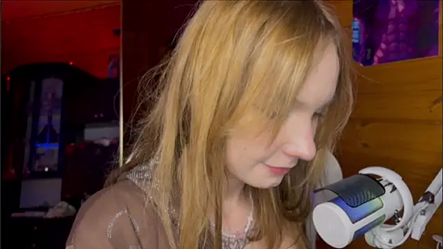 Chat +18 de OpheliaVoss ao vivo