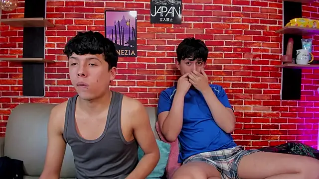 Hoot_boyss_ Live XXX-Chat