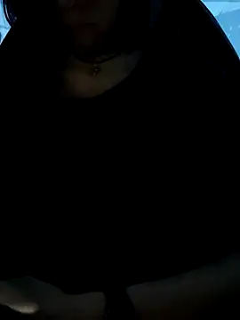 XXX chat uživo modela Aashikalaa