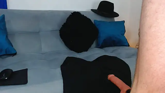 TonyCollins_ – Naživo XXX chat