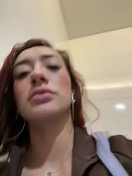 Chat XXX en directo de ariiel_