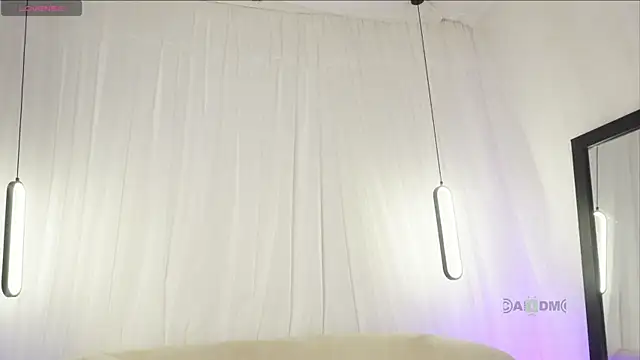 SUM___ 即時 XXX 聊天