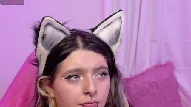 Chat XXX en directo de Sachi_Meow