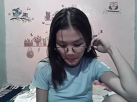 Chat XXX en directo de ClassyCrushpinay