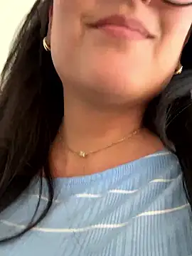 Chat +18 de Goddessxxrosexx ao vivo